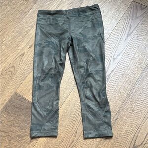 Lululemon Camouflage Print Leggings 23”